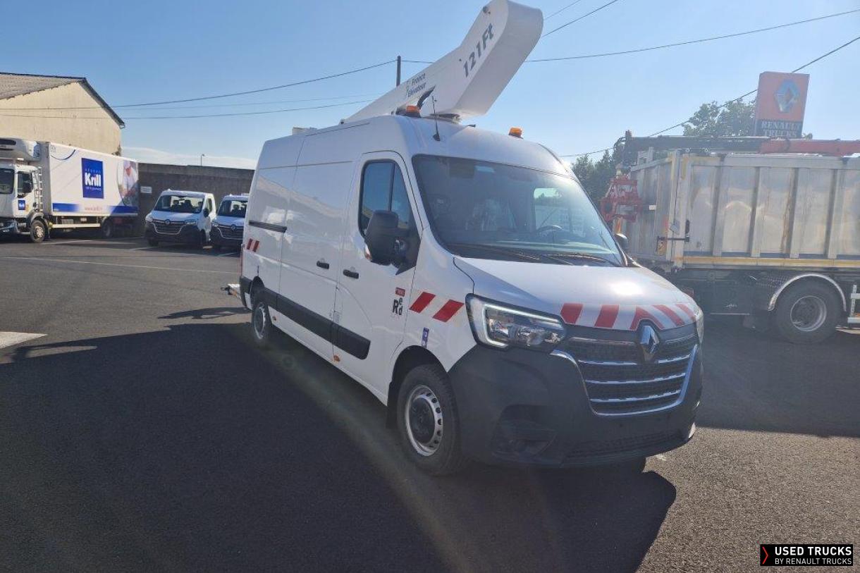 Renault Trucks Master
                                            