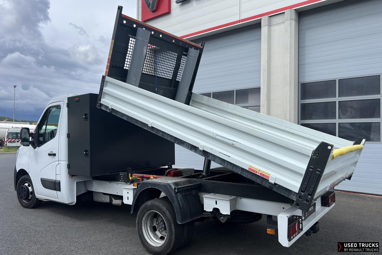Renault Master 145