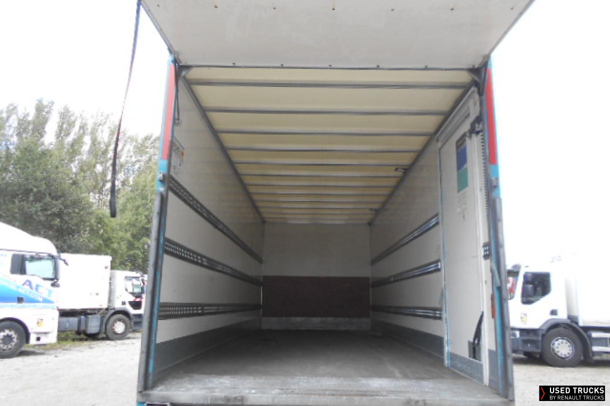 Renault Trucks D 240