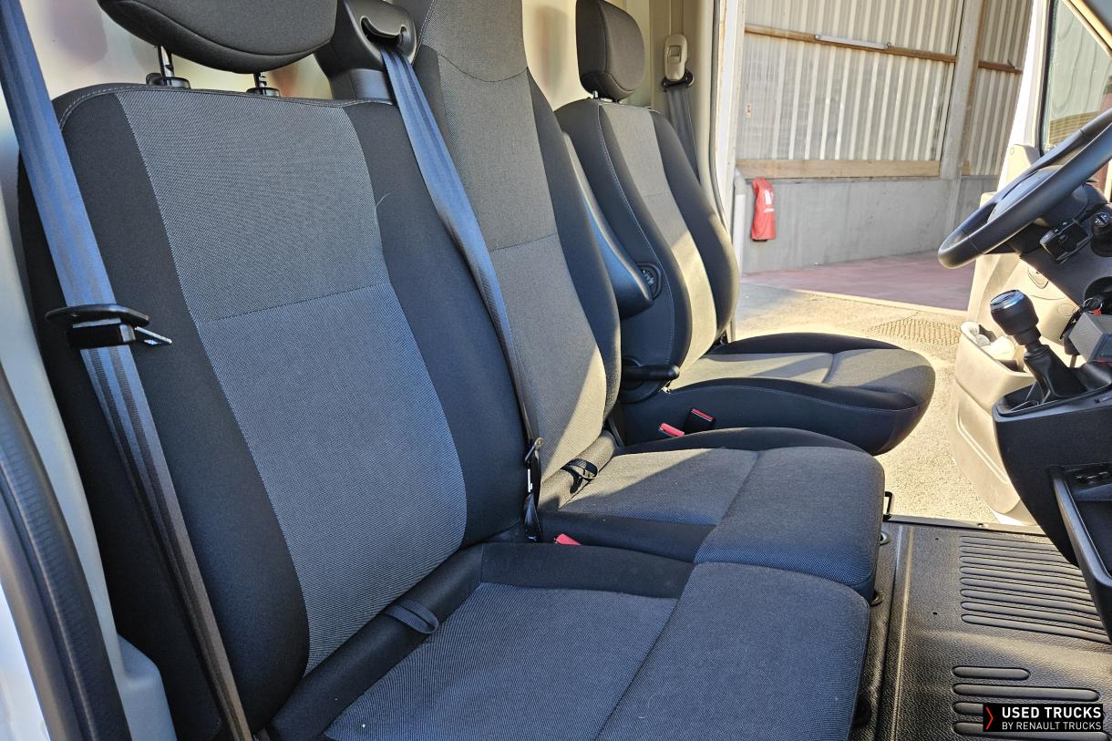 Renault Master 145
