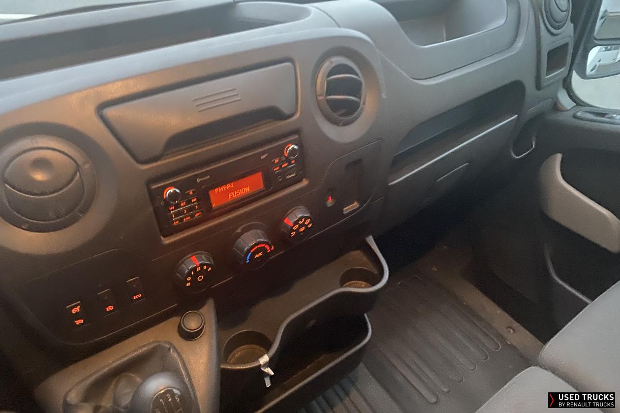 Renault Trucks Master 110
