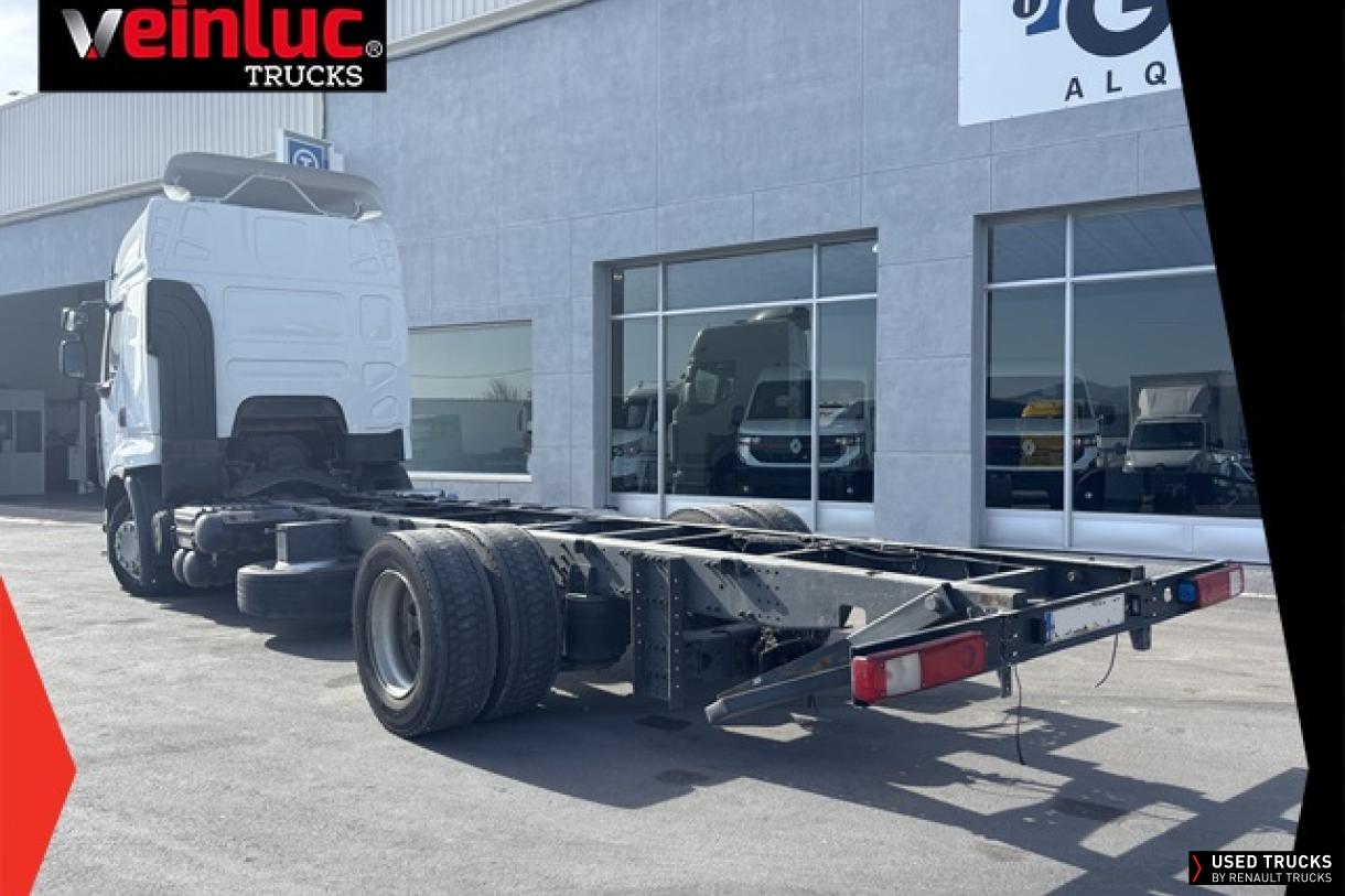Renault Trucks Premium Route 460