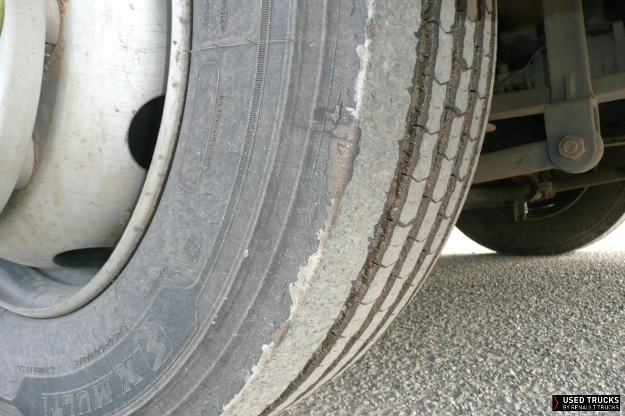Renault Trucks D 210