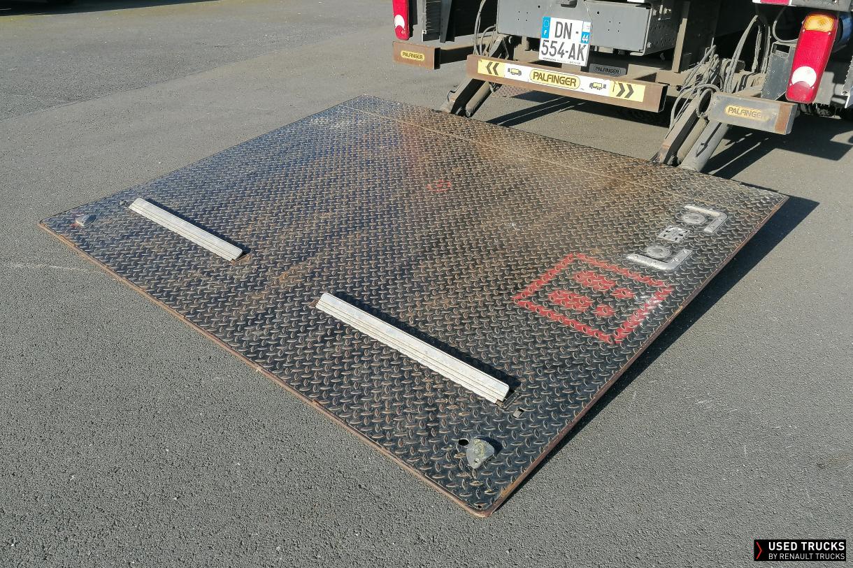 Renault Trucks D 210