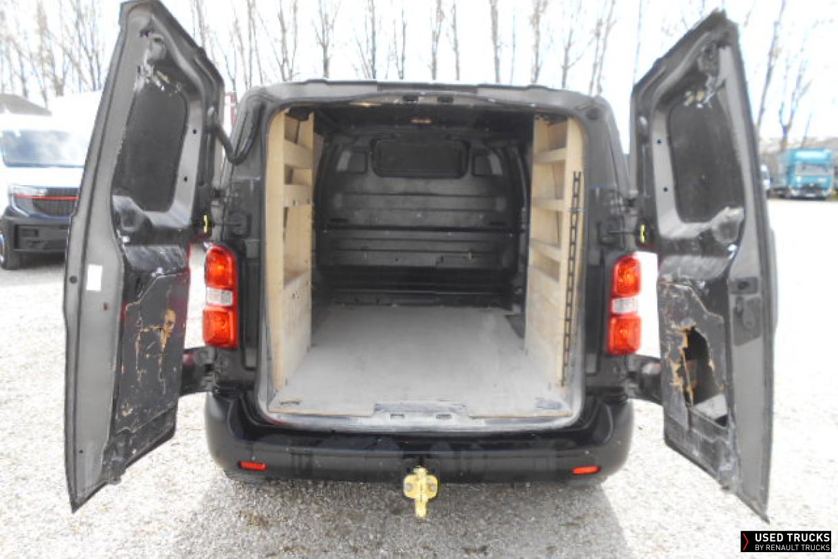 Opel Vivaro 150
