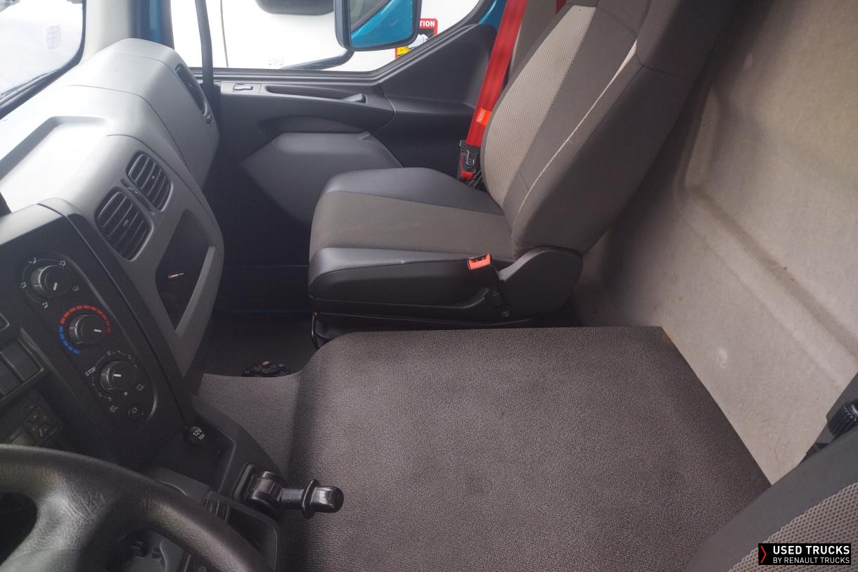 Renault Trucks D 210