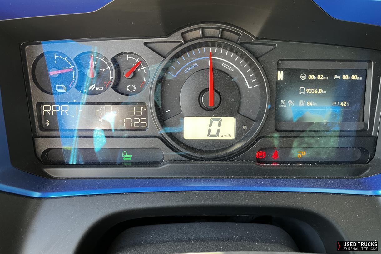 Renault Trucks D Wide 