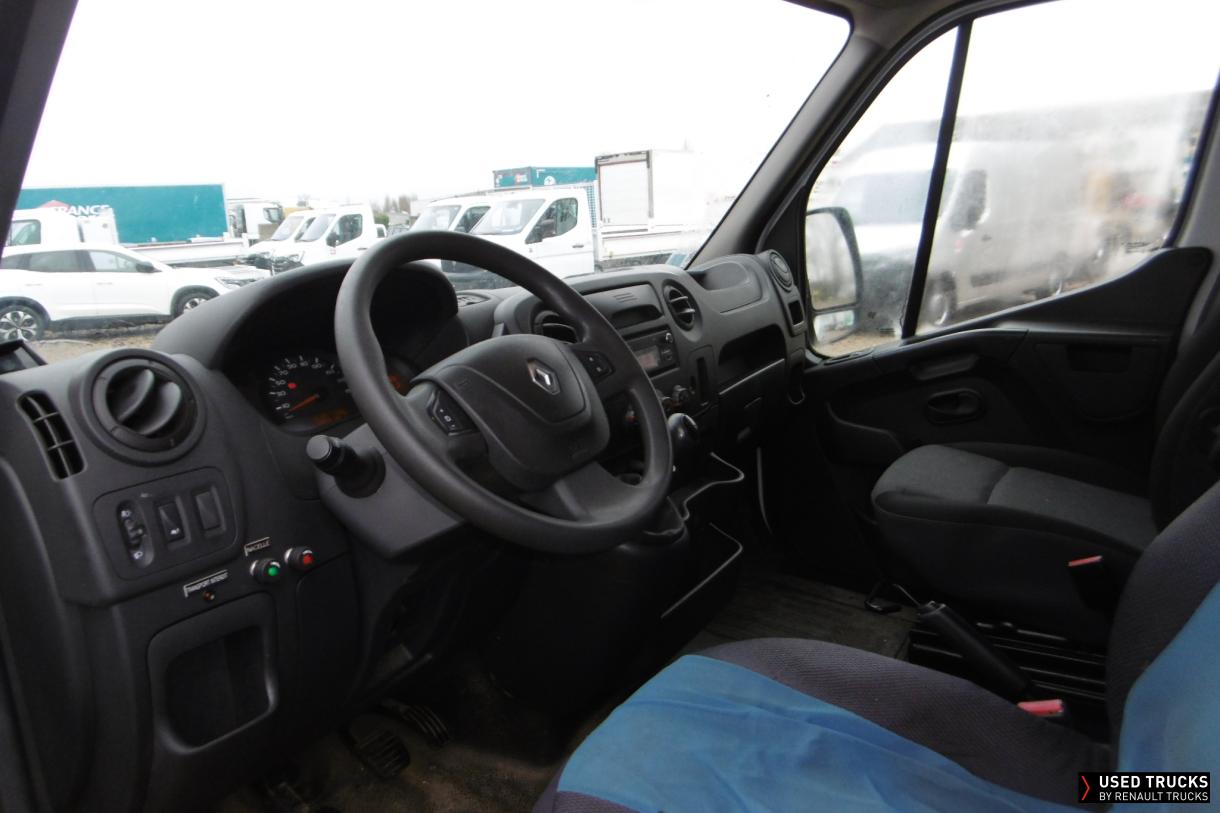 Renault Trucks Master 130