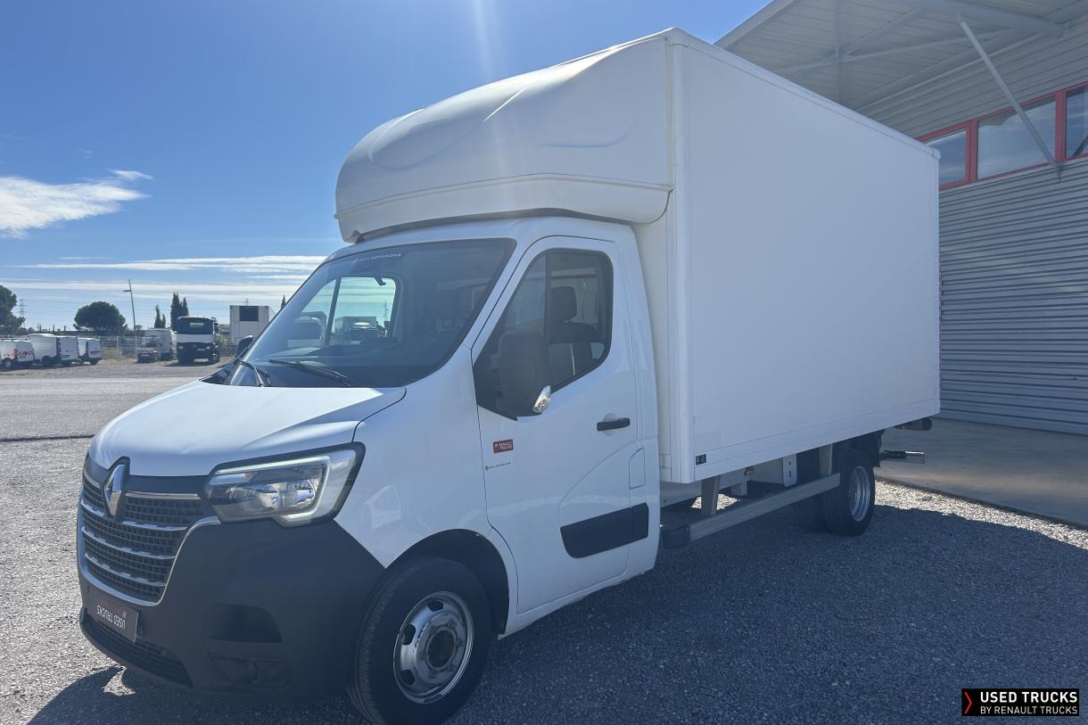 Renault Trucks Master 130
