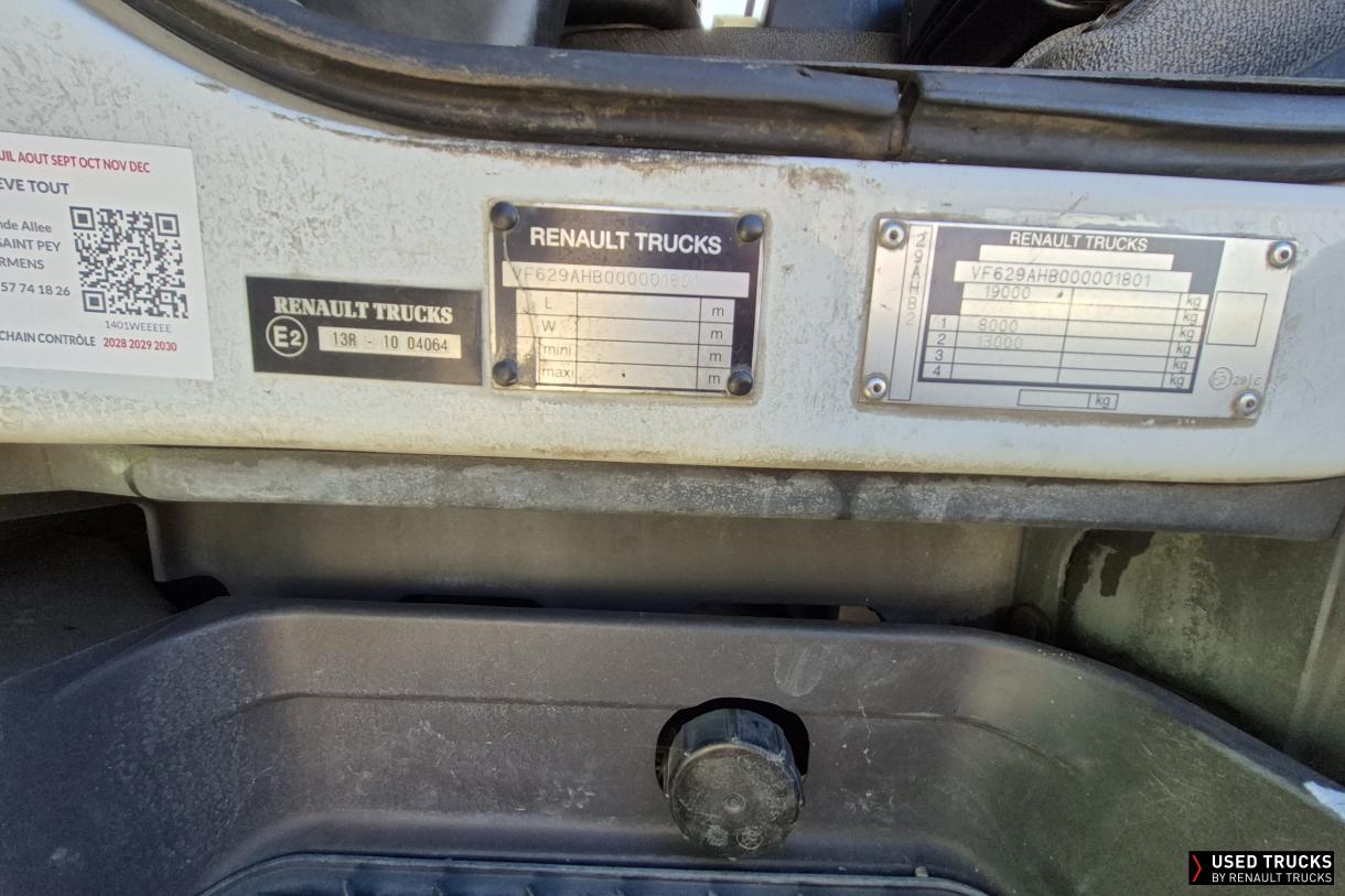Renault Trucks Premium Distribution 270