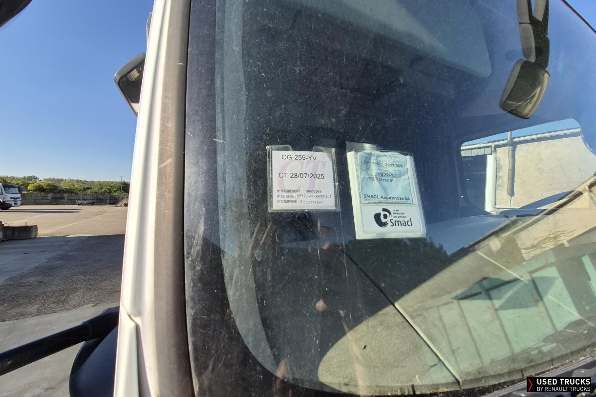 Renault Trucks Premium Distribution 270