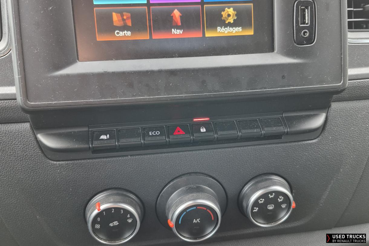 Renault Trucks Master 135