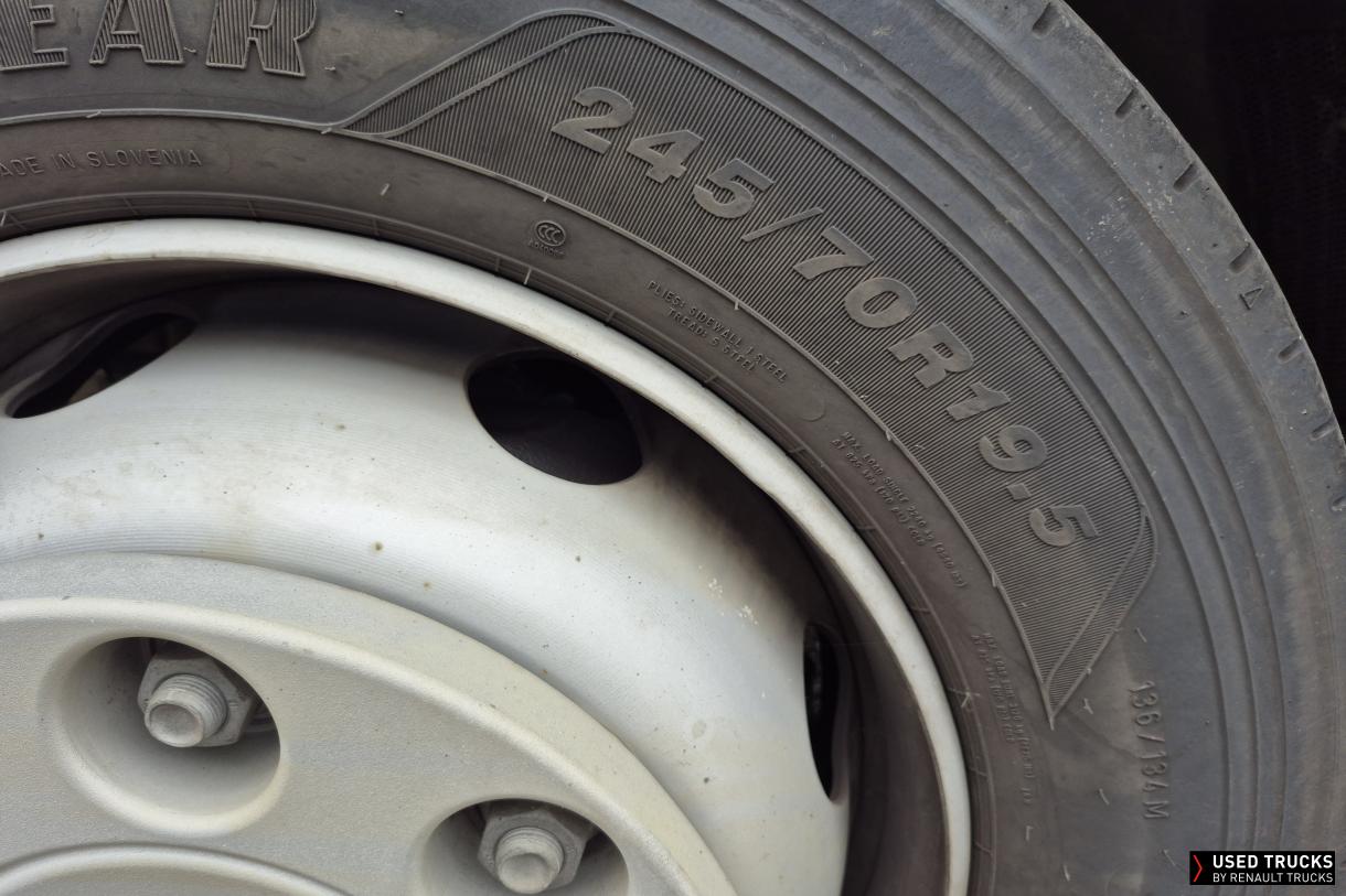 Renault Trucks D 250