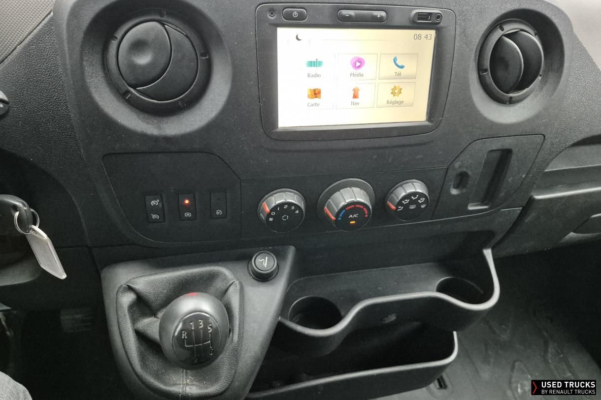 Renault Trucks Master 165