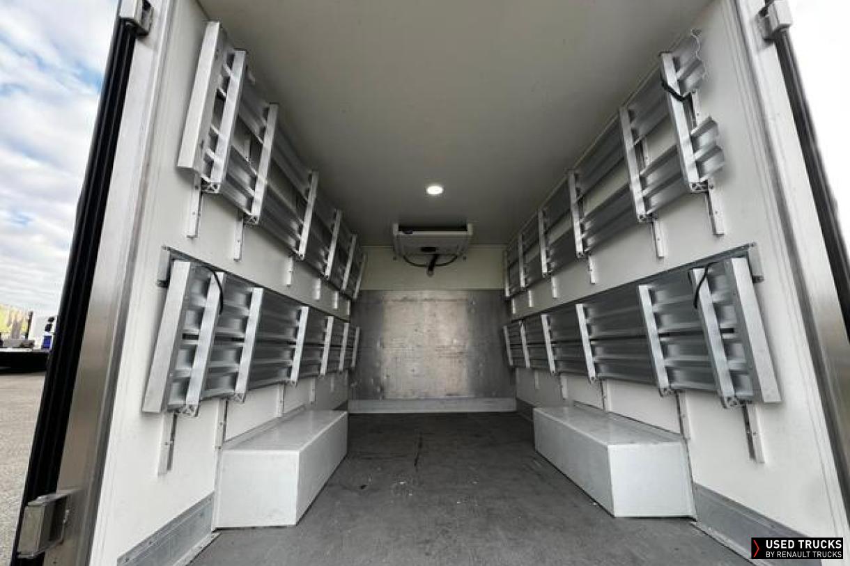 Renault Trucks Master 145