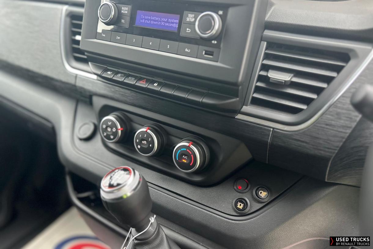 Renault Trucks Trafic 120