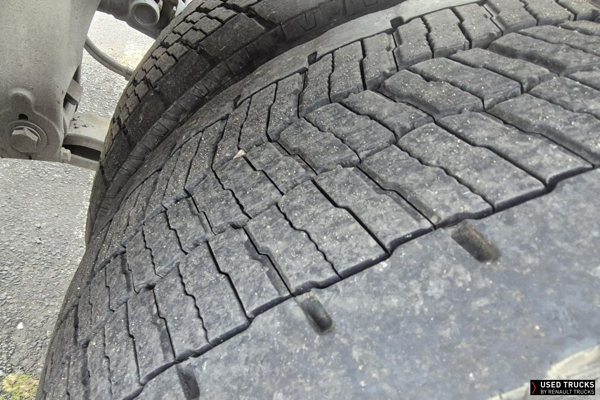 Renault Trucks T High 520