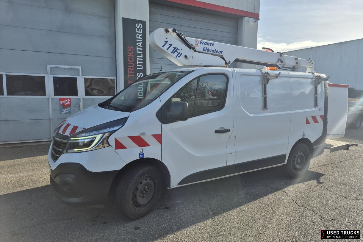 Renault Trafic 145