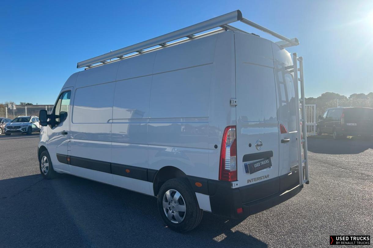 Nissan Interstar 150