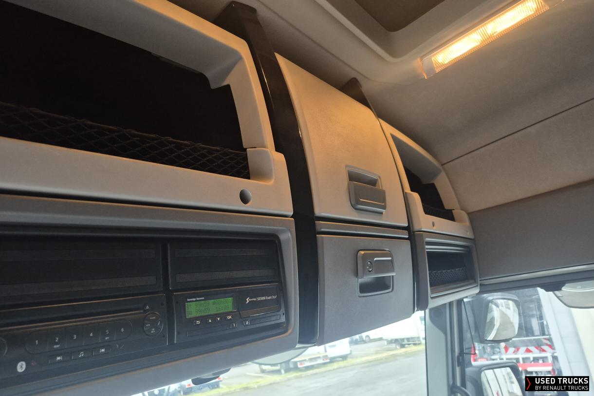 Renault Trucks T 440