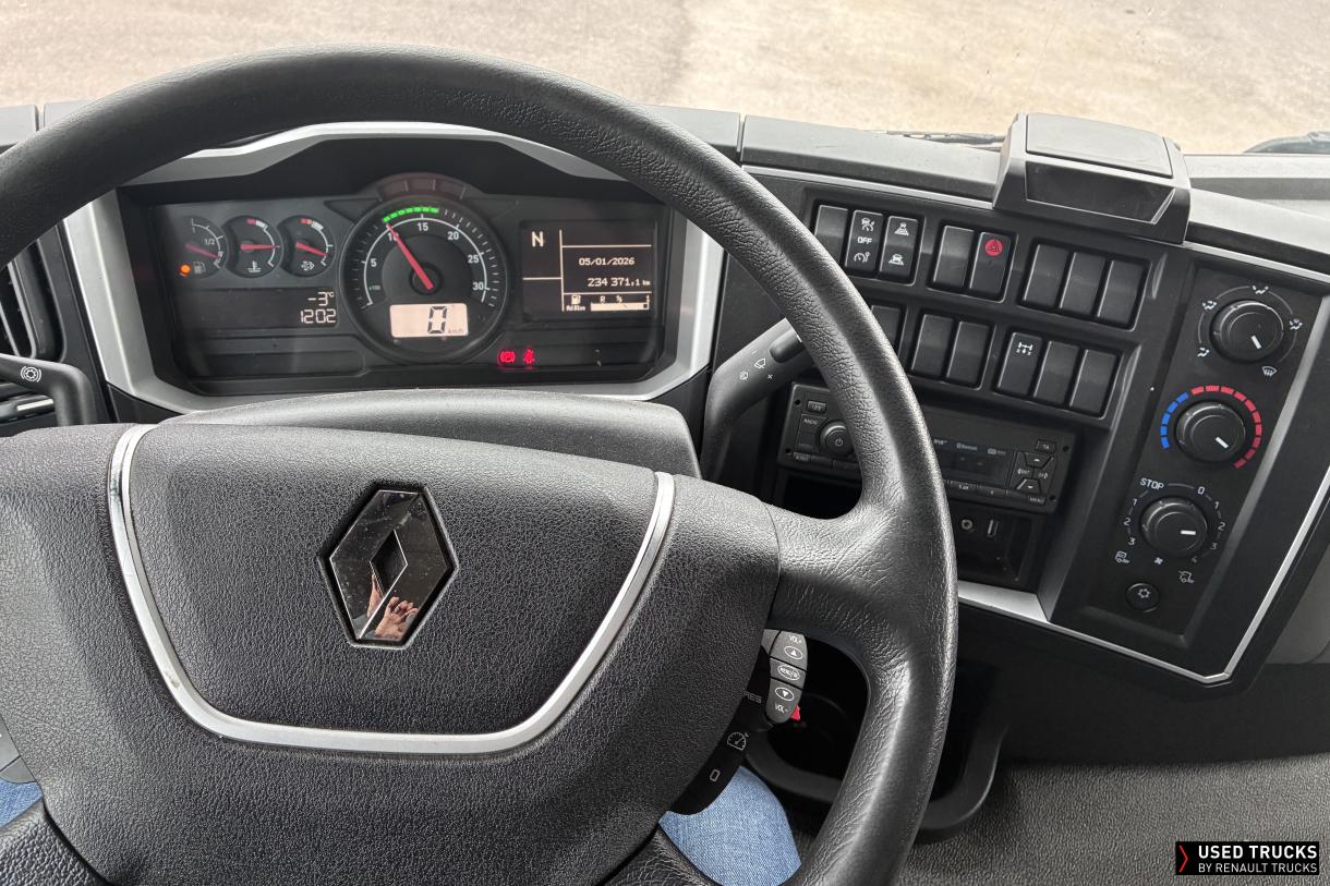 Renault Trucks D Wide 320