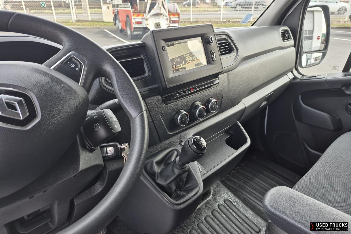 Renault Master 145