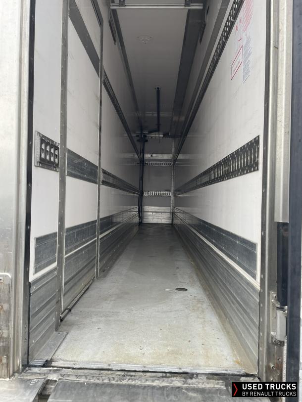 Renault Trucks D 240