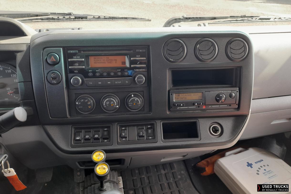 Renault Trucks D cab 2M 180