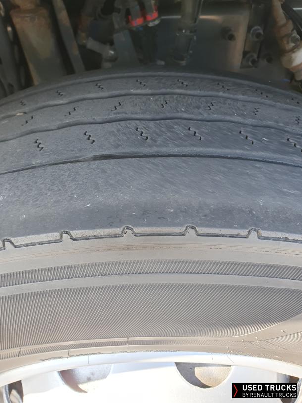 Renault Trucks T 440