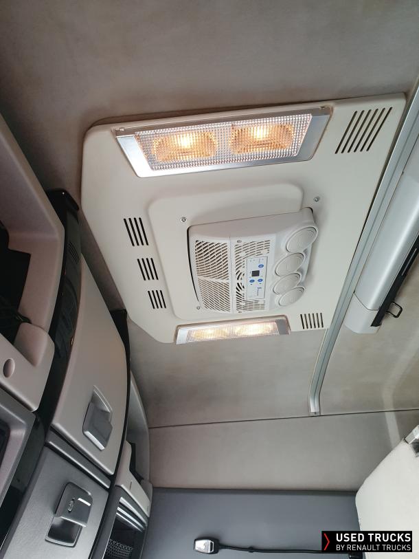 Renault Trucks T 440