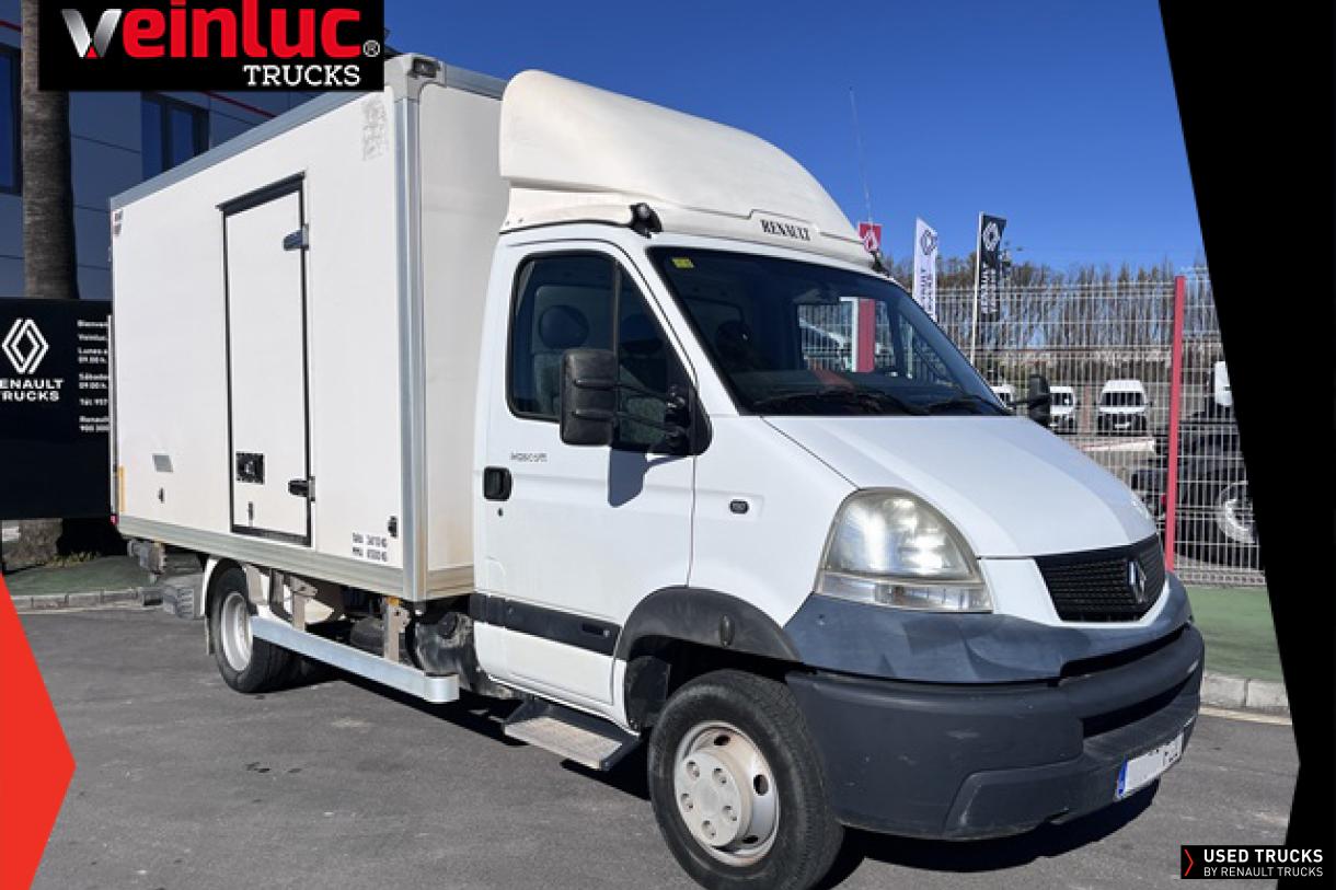 Renault Trucks Mascott 150