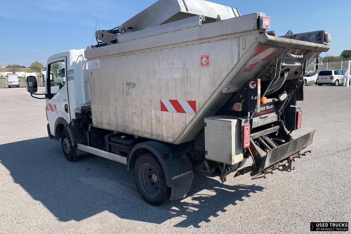 Renault Trucks Maxity 120