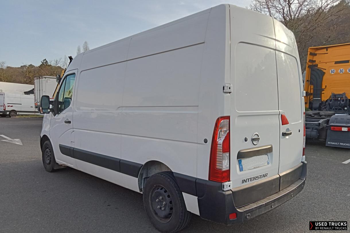Nissan Interstar 150