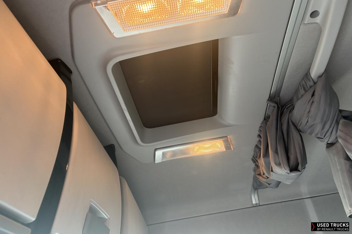 Renault Trucks T 440