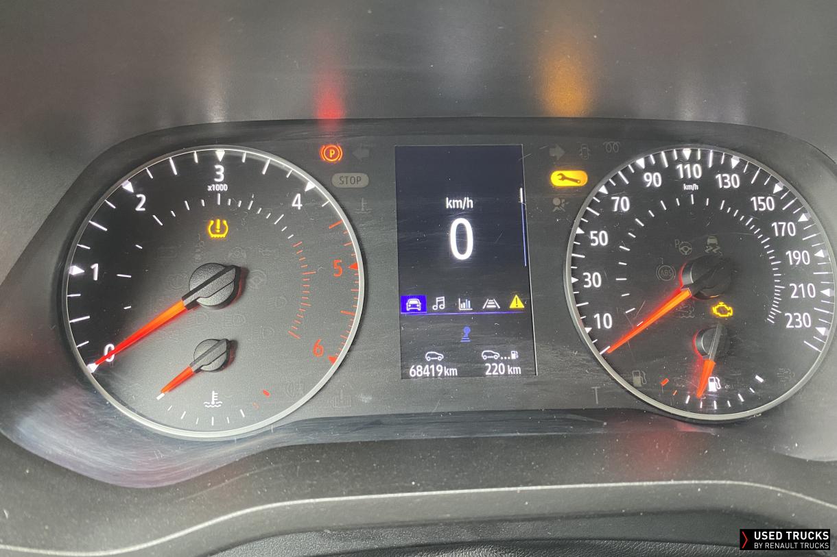 Renault Trucks Trafic 