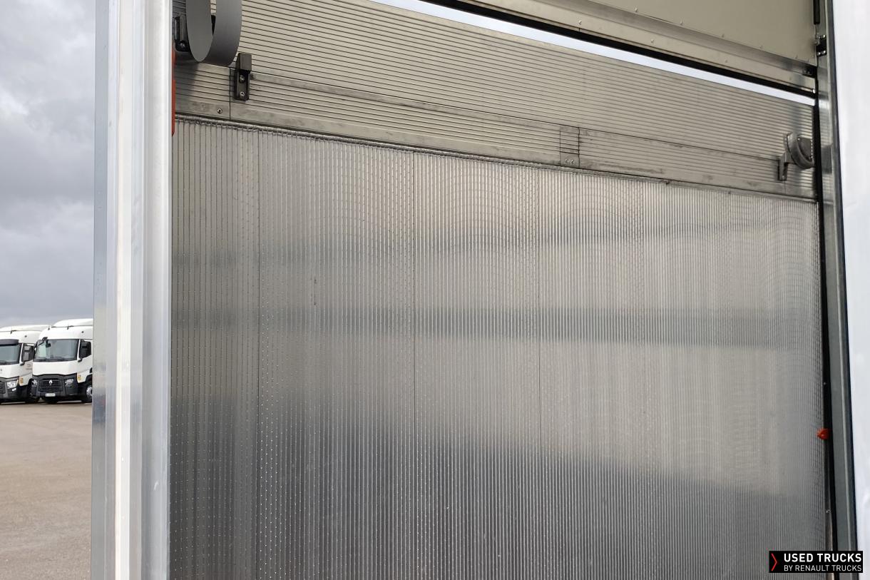 Renault Trucks Master 