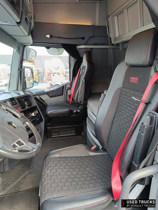 Renault Trucks T High 