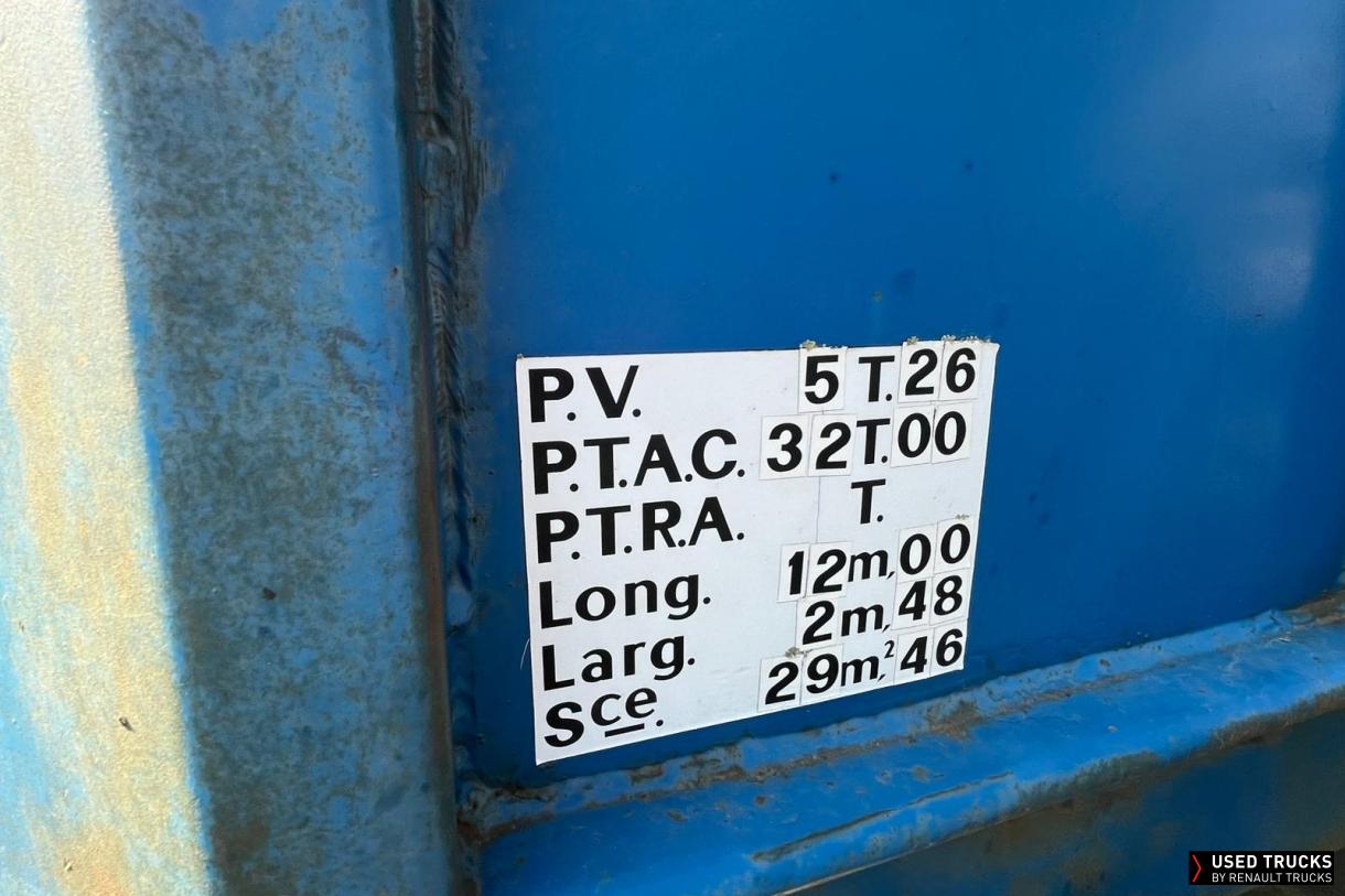 Renault Trucks Premium 340