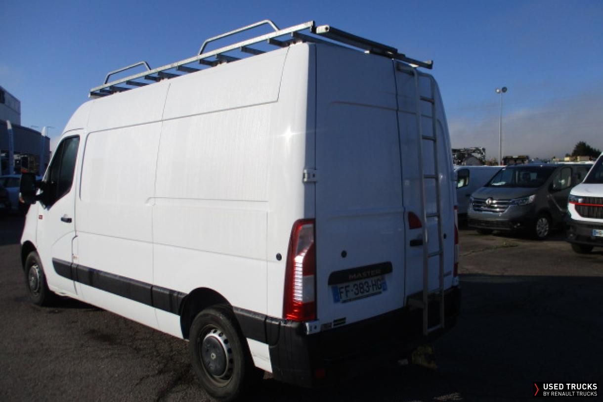 Renault Trucks Master 130