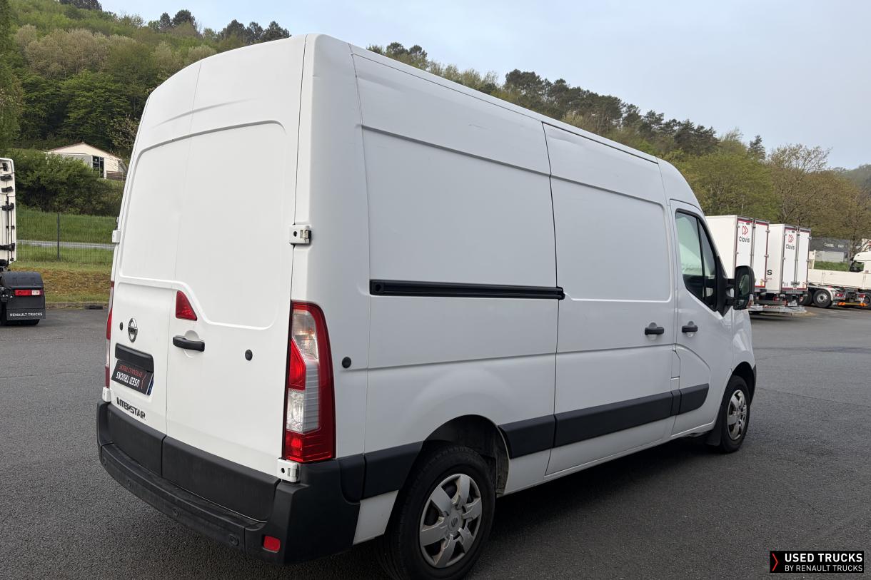 Nissan Interstar 150