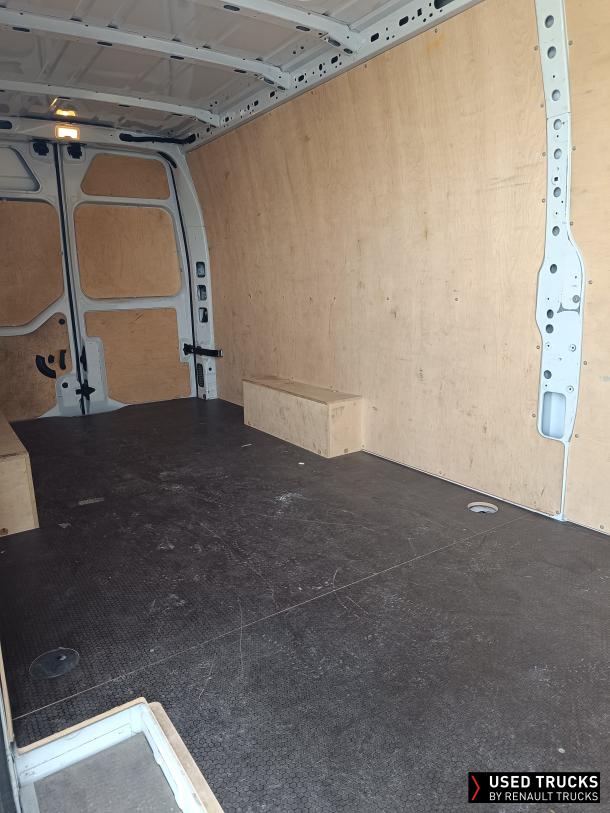 Renault Trucks Master 