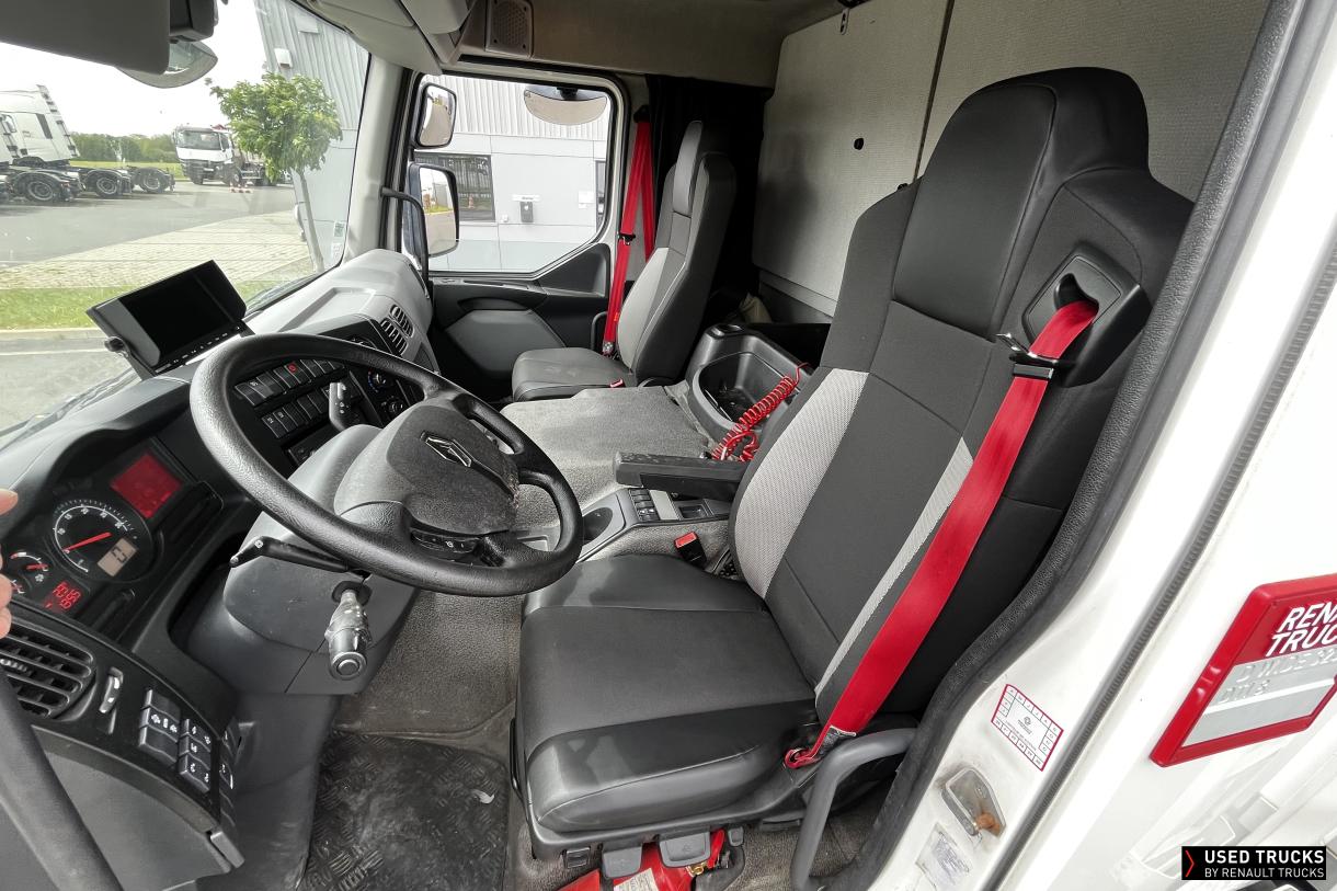 Renault Trucks D Wide 320