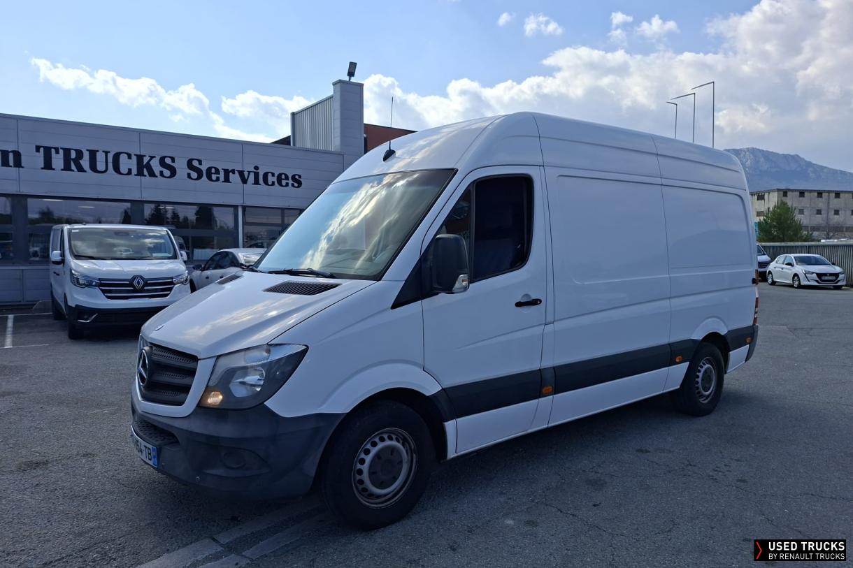 Mercedes-Benz Sprinter 130