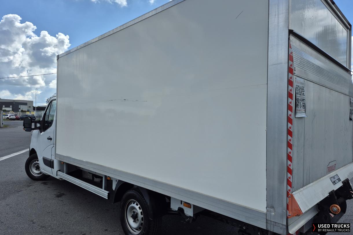 Renault Master 145