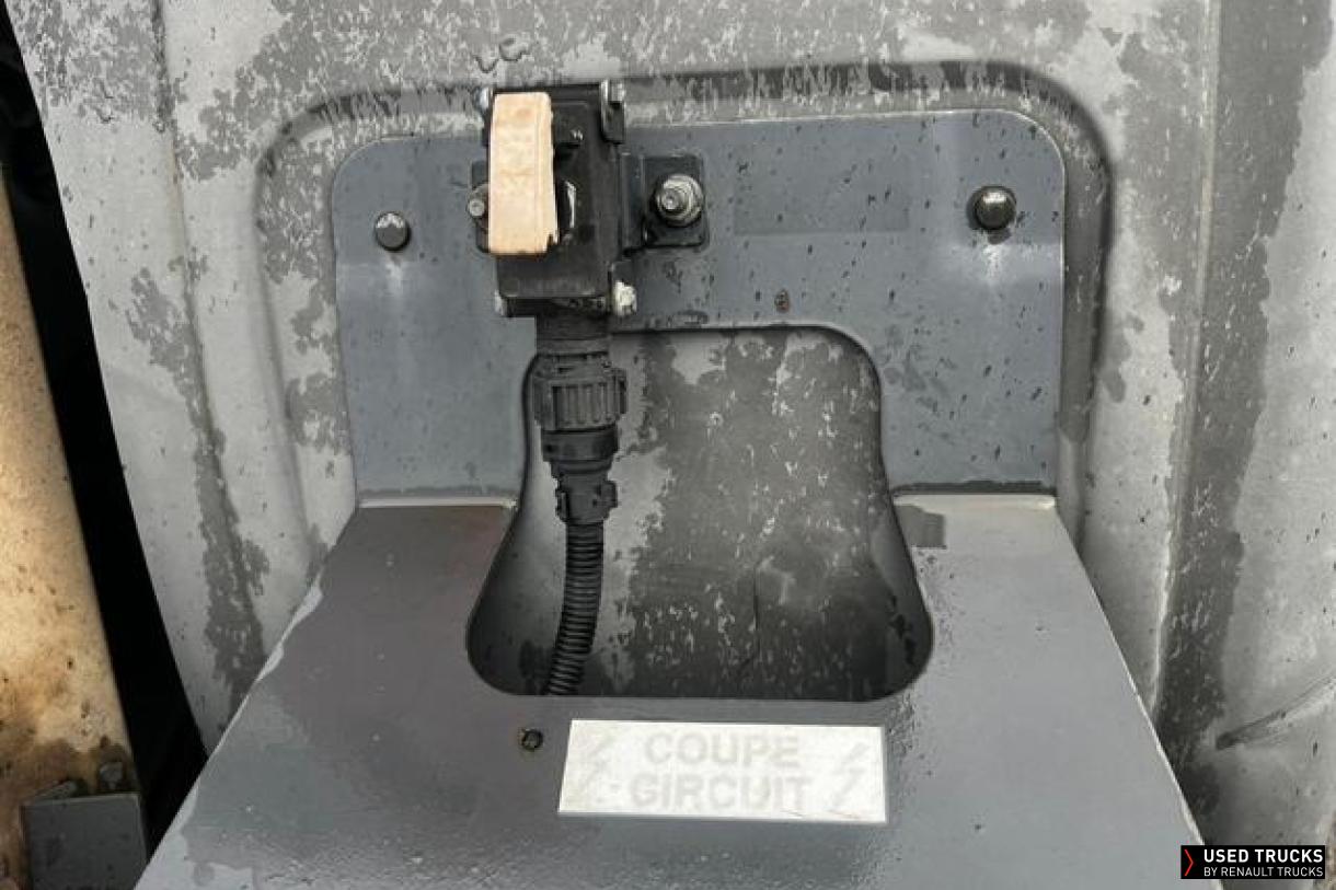 Renault Trucks D Wide 430