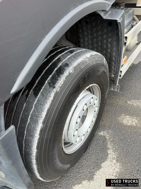 Renault Trucks C 440