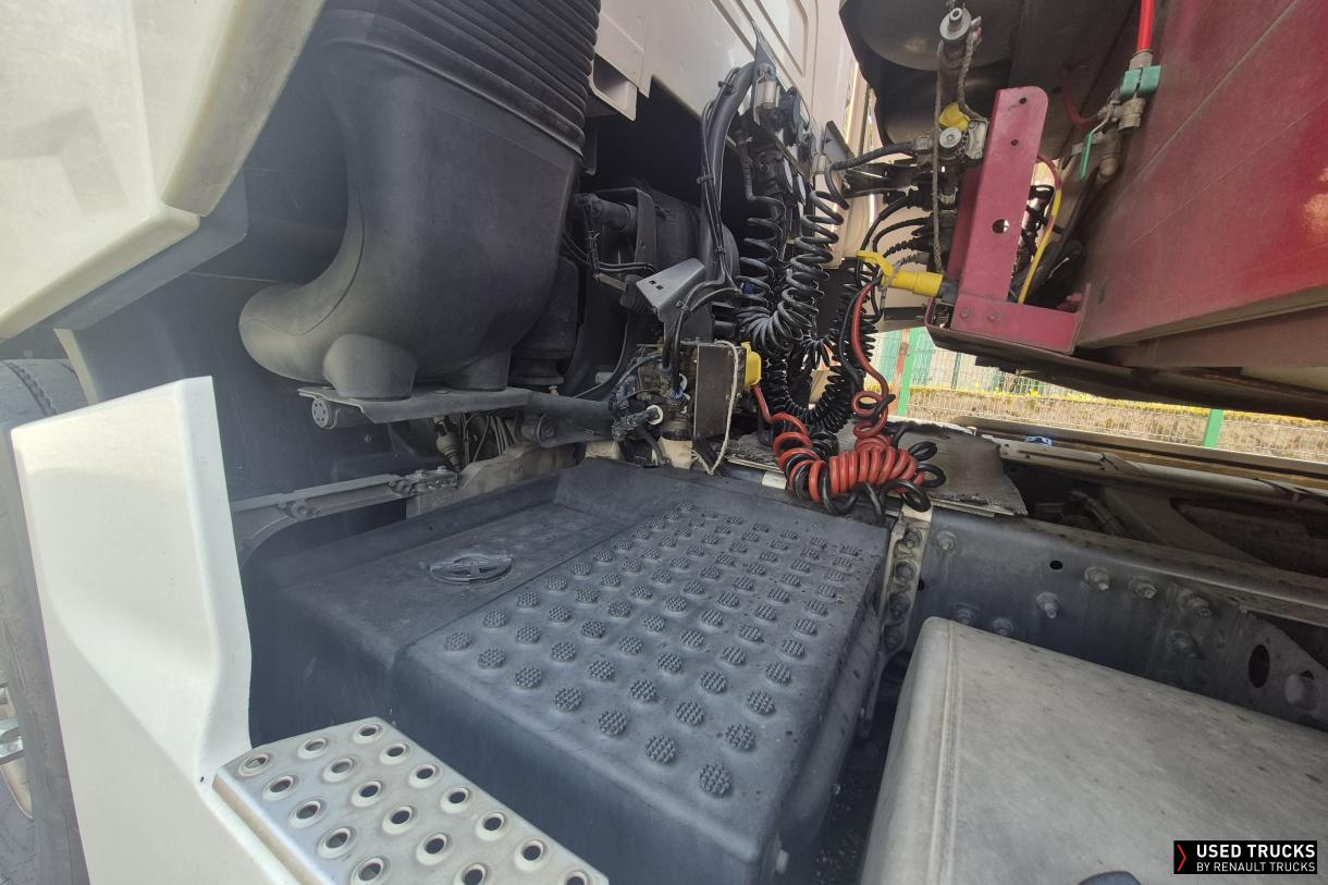 Renault Trucks T High 520