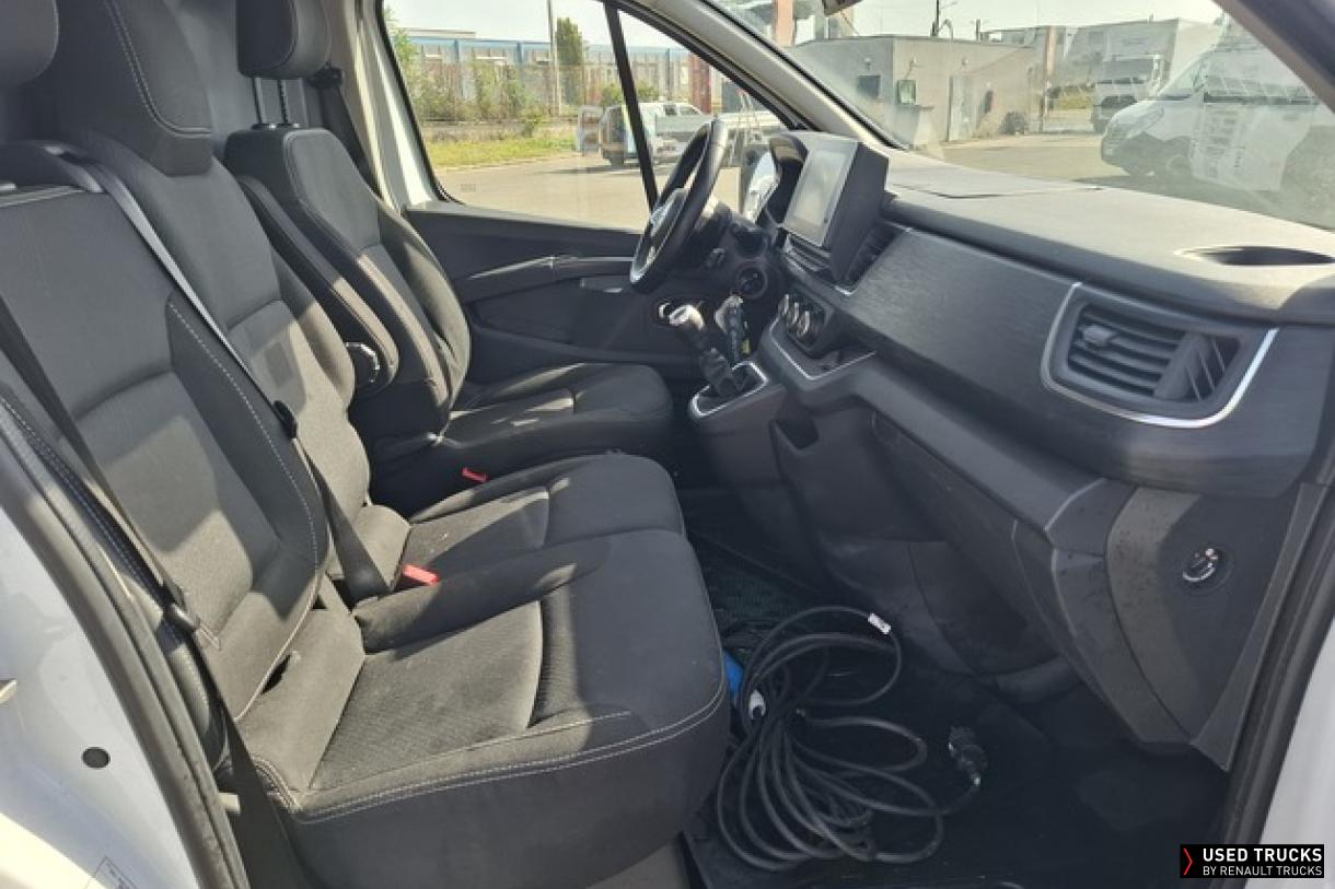 Nissan Primastar 150