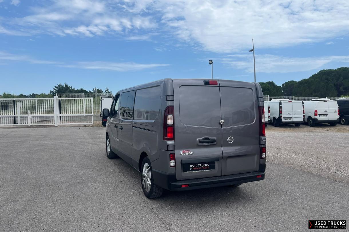 Nissan NV300 170