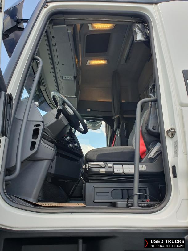 Renault Trucks T High 